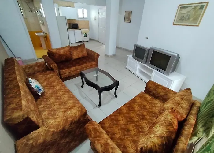 Apartment 105-151 *